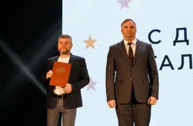 Челябинский трубопрокатный завод празднует День металлурга