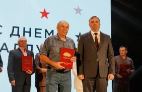 Челябинский трубопрокатный завод празднует День металлурга