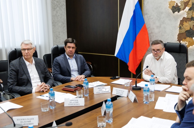 Комитет по аграрной политике и природопользованию обсудил итоги уборочной кампании