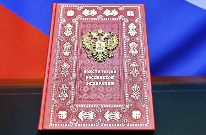 Вячеслав Володин: Предложенные Владимиром Путиным в 2020 году изменения в Конституцию позволяют эффективно противостоять внешним вызовам