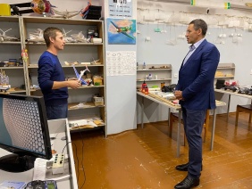 Депутат Законодательного Собрания Олег Садовских оказал помощь Центру юных техников Златоуста