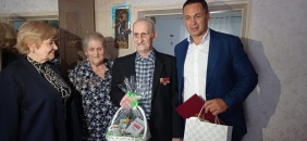 Депутат Олег Садовских поздравил ветерана Великой Отечественной войны со 100-летием