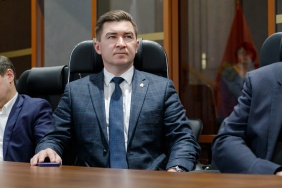 Депутаты Законодательного Собрания слушают прямую линию губернатора Челябинской области Алексея Текслера с жителями региона