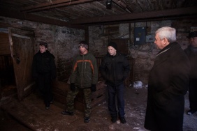 Председатель Законодательного Собрания Владимир Мякуш побывал с рабочим визитом в школе-интернате села Тюбук