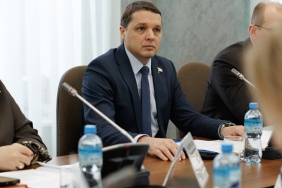 Заседание комитета Законодательного Собрания по строительной политике и ЖКХ