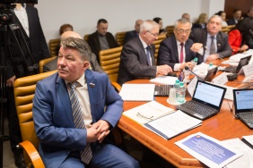 В расширенном заседании комитета Совета Федерации по обороне и безопасности принял участие заместитель председателя Законодательного Собрания Константин Захаров