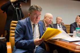 В расширенном заседании комитета Совета Федерации по обороне и безопасности принял участие заместитель председателя Законодательного Собрания Константин Захаров