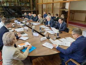 Комитет Законодательного Собрания по экологии обсудил информацию о реализации областного закона об организации тушения ландшафтных (природных) пожаров