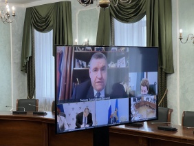 Председатель Законодательного Собрания области Александр Лазарев принял участие в заседании Комиссии Совета законодателей по проблемам международного сотрудничества