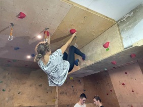 Депутат Законодательного Собрания Олег Садовских оказал помощь Центру юных техников Златоуста